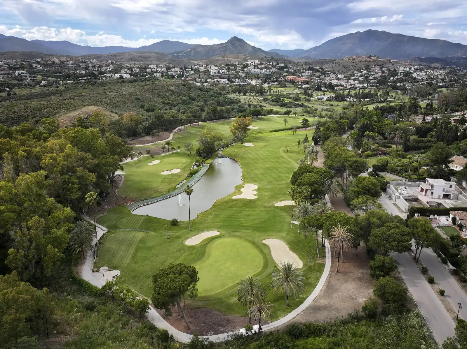 Gary Player golf course in Spain - El Paraíso Golf Club Estepona Costa del Sol